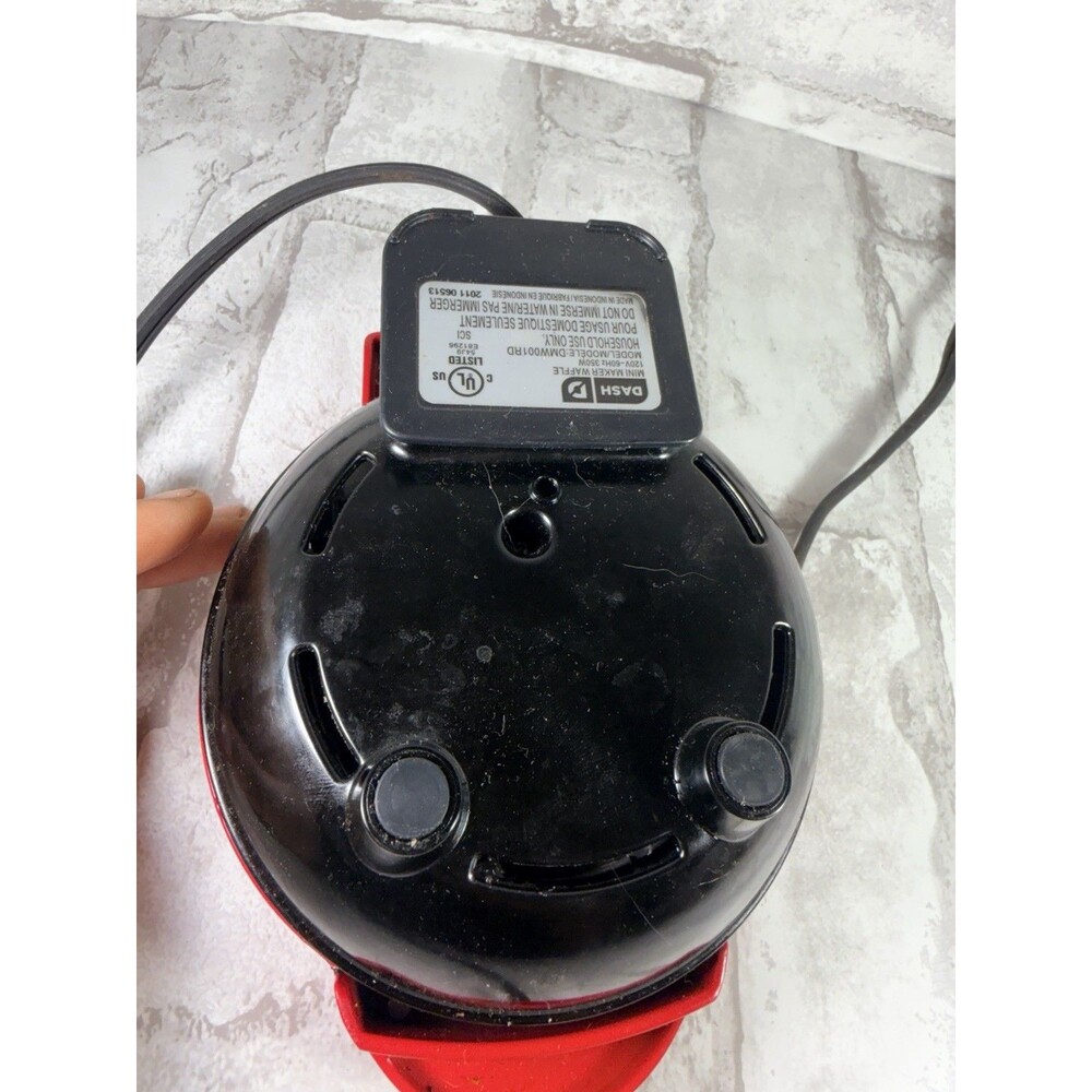 Dash Mini Waffle Maker - Picture 2 of 3